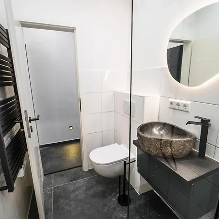 Apartment Parkjuwel, Direkt Am Buergerpark, Schwachhausen - *